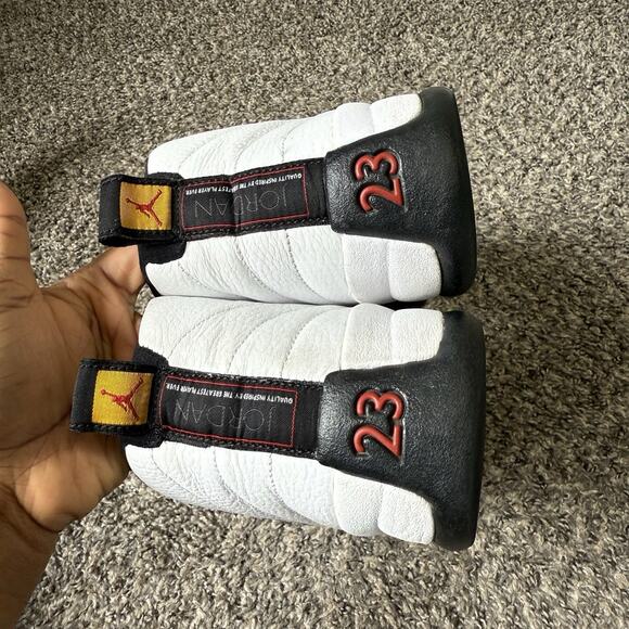 Nike Air Jordan 12 Retro Taxi Release 2013 Mens 10.5 130690-125 White Black OG - Picture 3 of 9